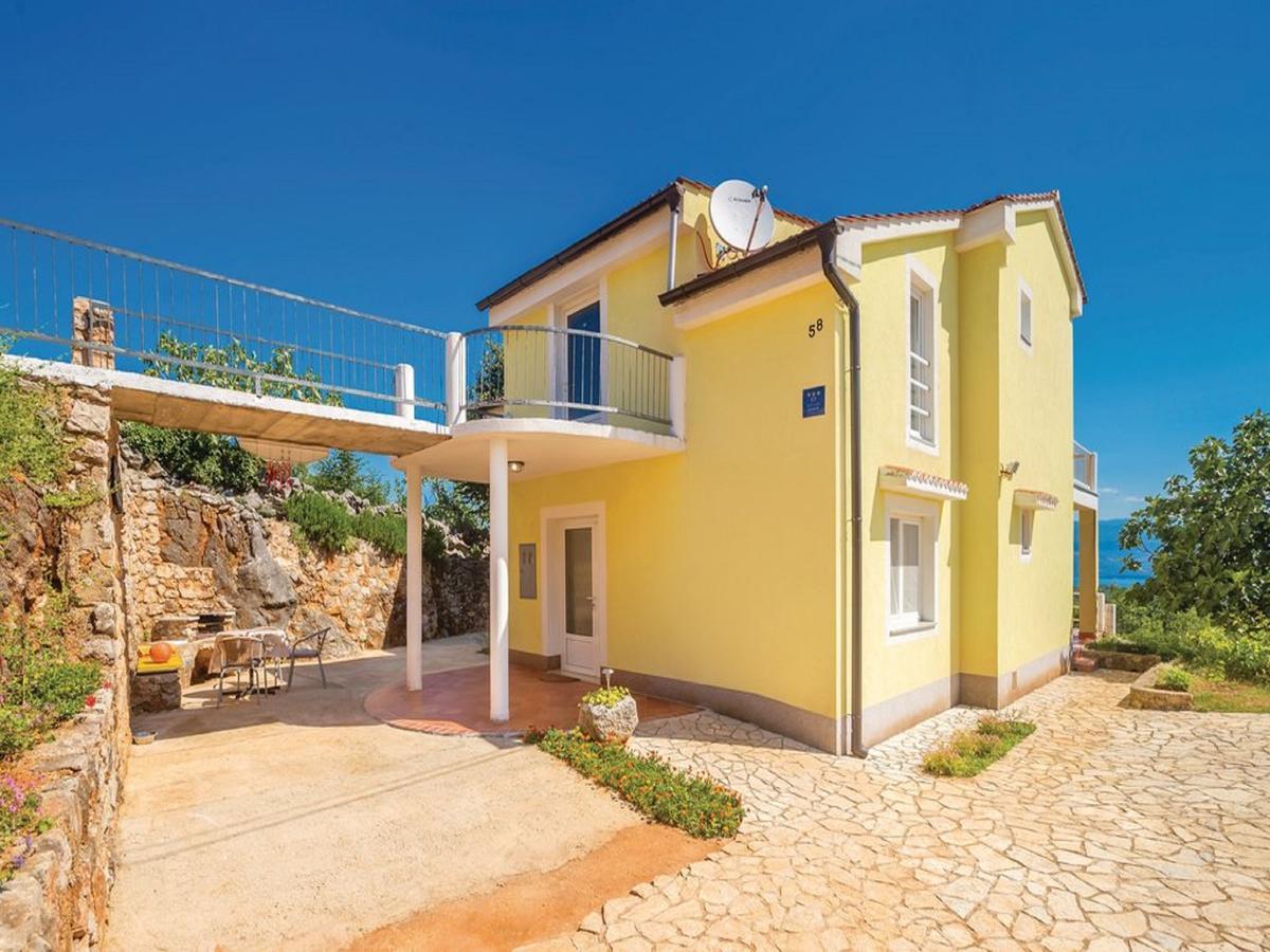 Holiday Home With Sea View Vrbnik Exterior foto